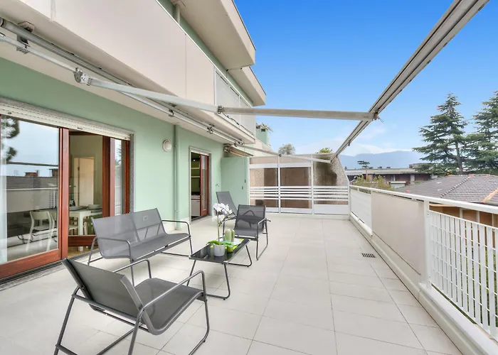 Balcone Sui Tigli Few Min From The Lake - Happy Rentals